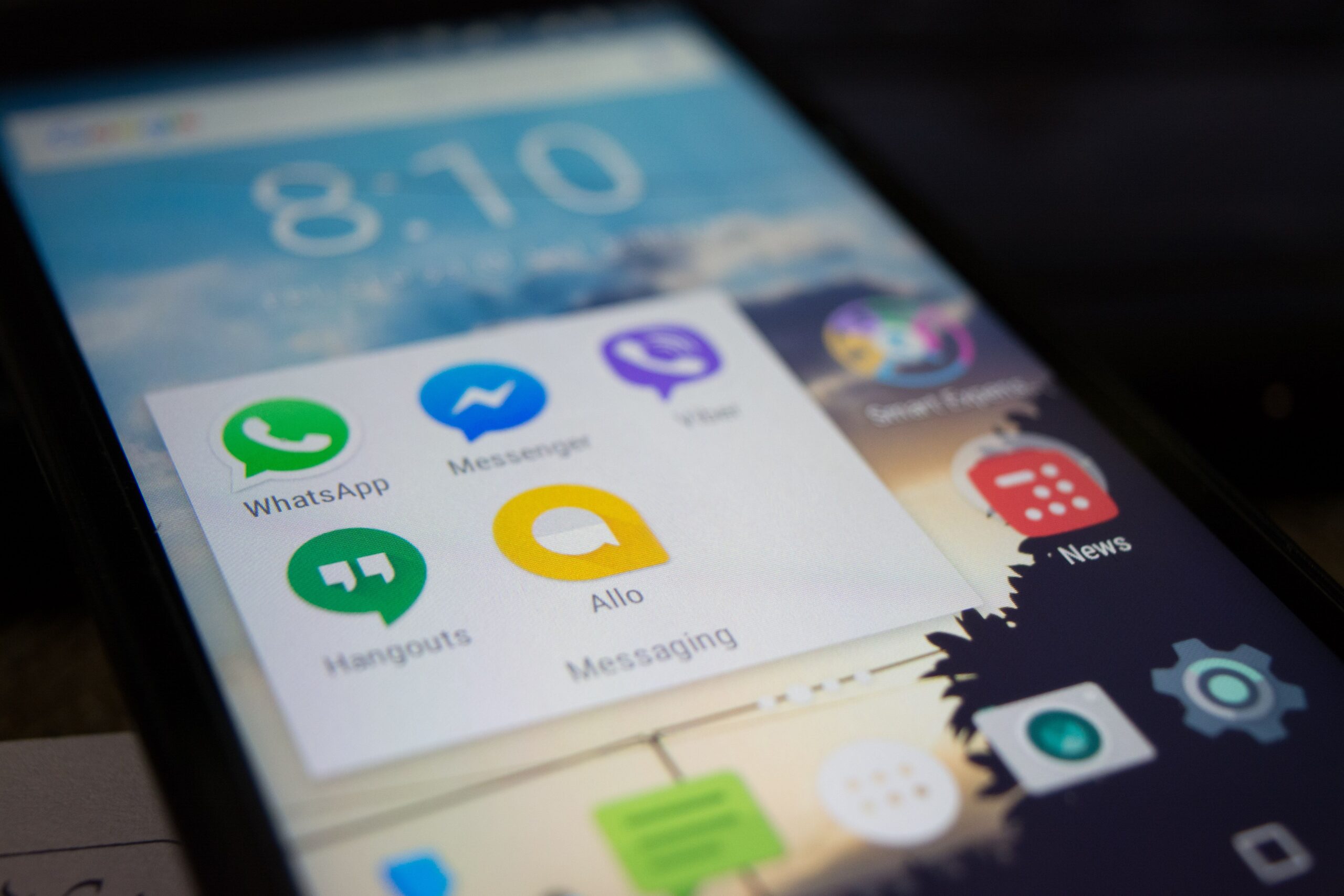 Blokowanie i odblokowanie osób na Messengerze