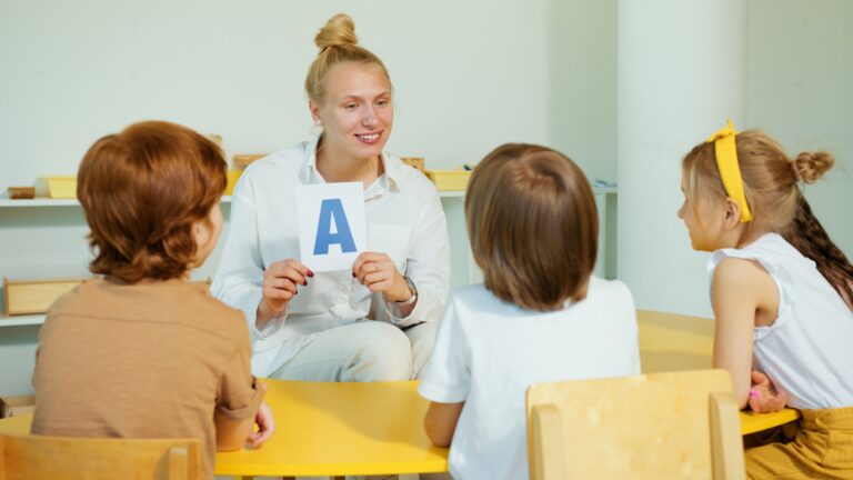 Ile zarabia logopeda, terapeuta, psychoterapeuta?