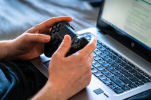 Fortnite — rozdzielczość 4:3, klawiatura