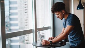 Firewall/zapora Windows — blokowanie programów i gier, dostęp do internetu