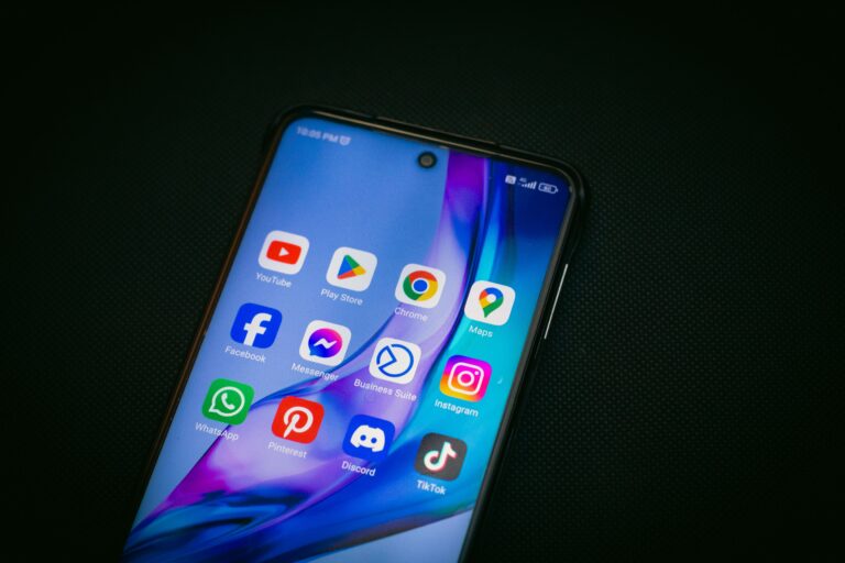 Zmiana czcionki, koloru i wielkości liter na FB/Messengerze
