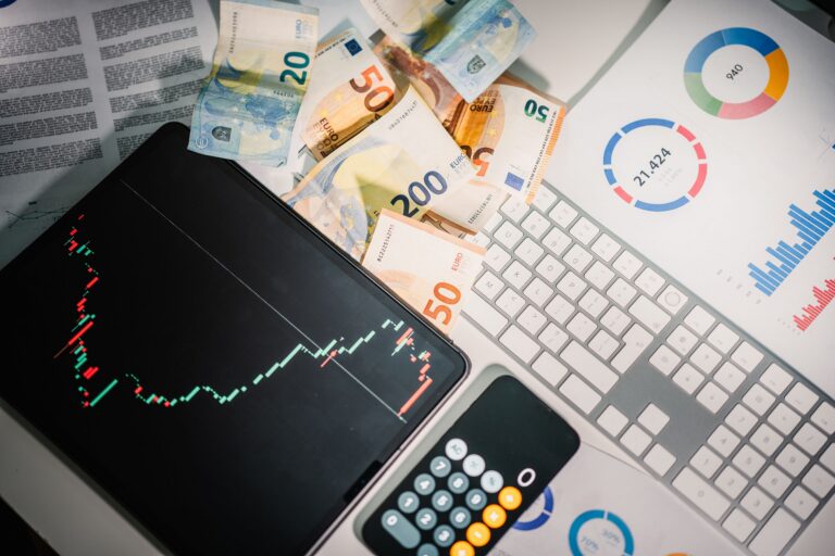 Profit24 / Profit — nagrody, informacje o serwisie