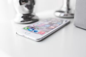 NFC w iPhone — jak włączyć