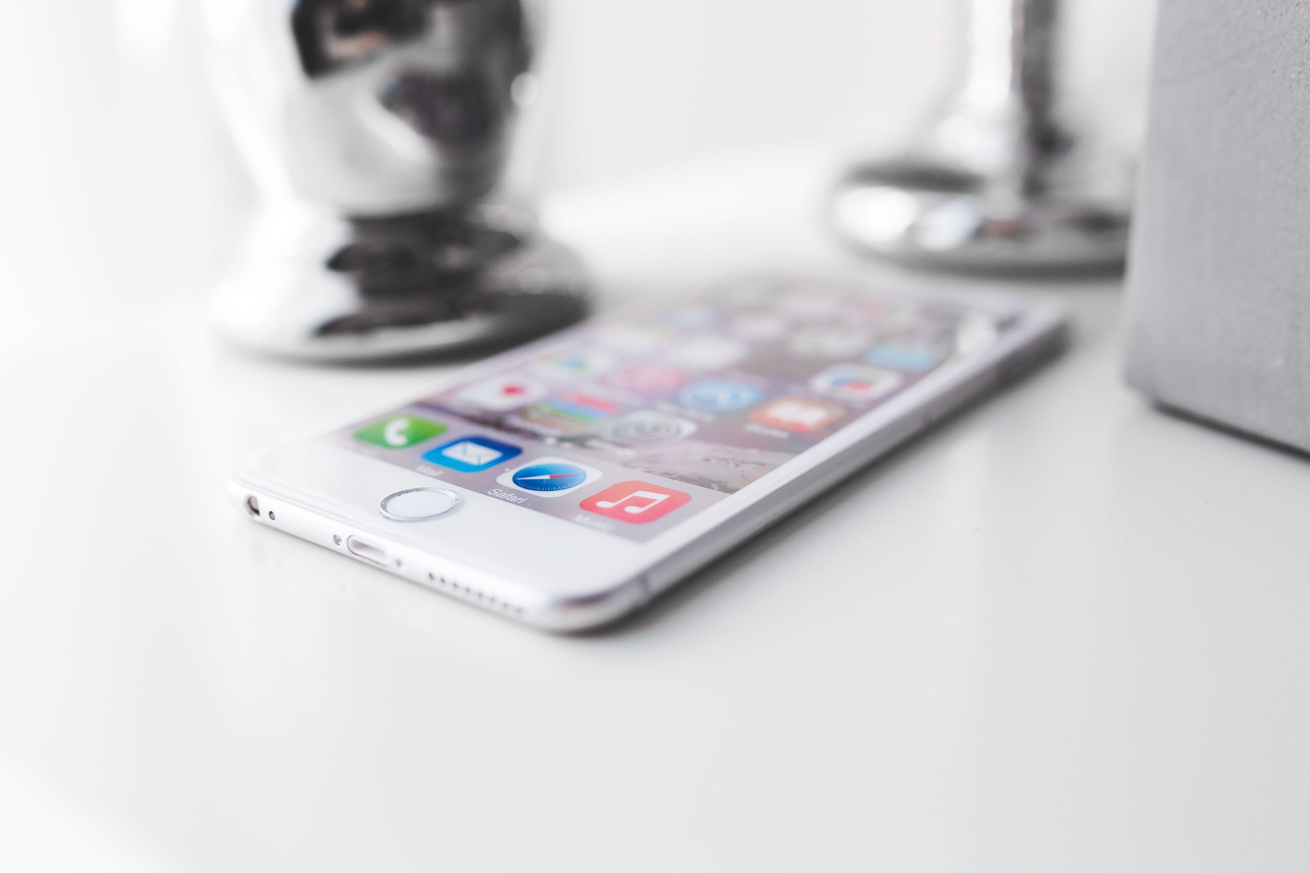 NFC w iPhone — jak włączyć