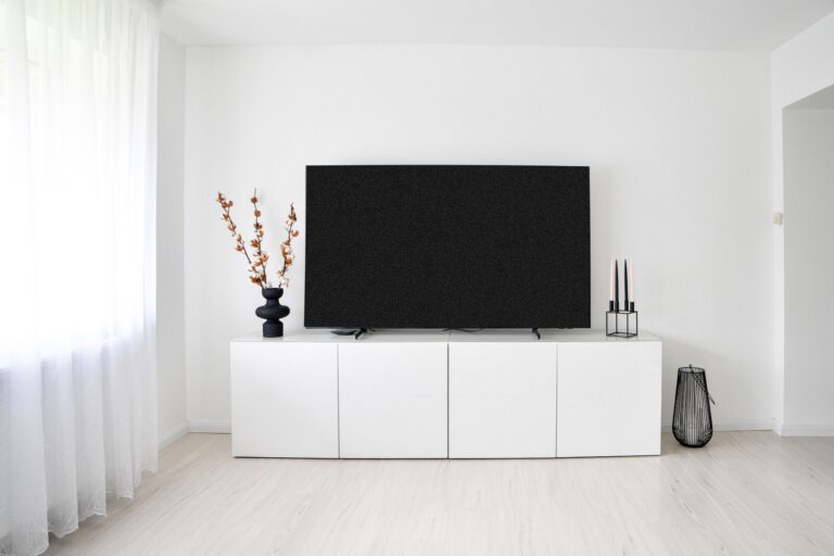 Reset i ustawienia fabryczne telewizora Samsung (z pilotem/bez pilota)