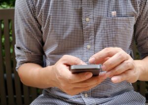 Blokowanie na Messengerze — co widzi zablokowany, „ta osoba jest niedostępna”, odblokowanie