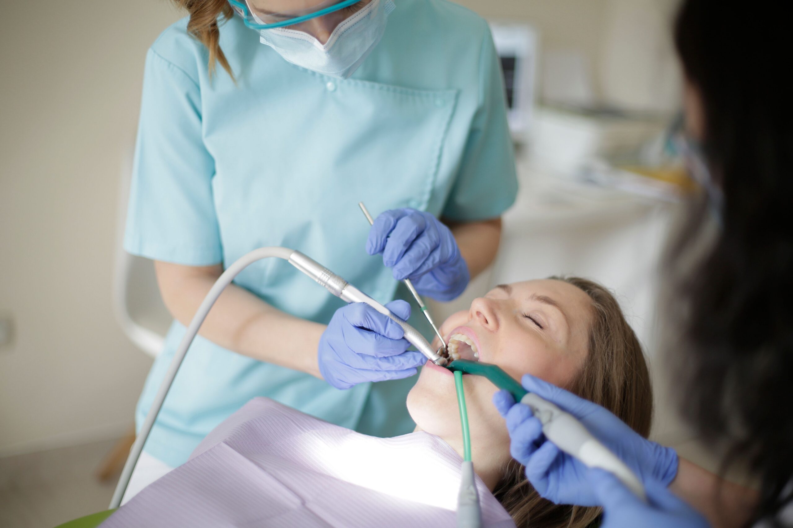 Ile zarabia stomatolog/dentysta i technik dentystyczny