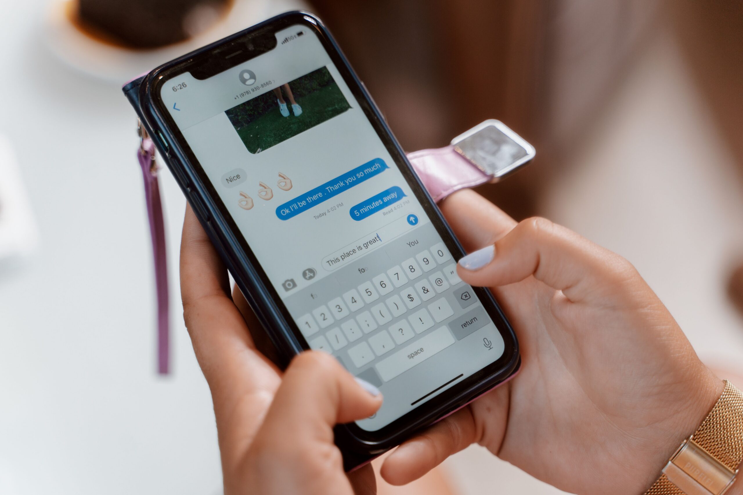 Odczytywanie cudzych i zamazanych wiadomości na Messengerze