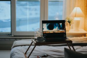 Strony do pobierania i oglądania filmów oraz seriali za darmo